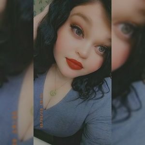 Meet your Posher, Bethany